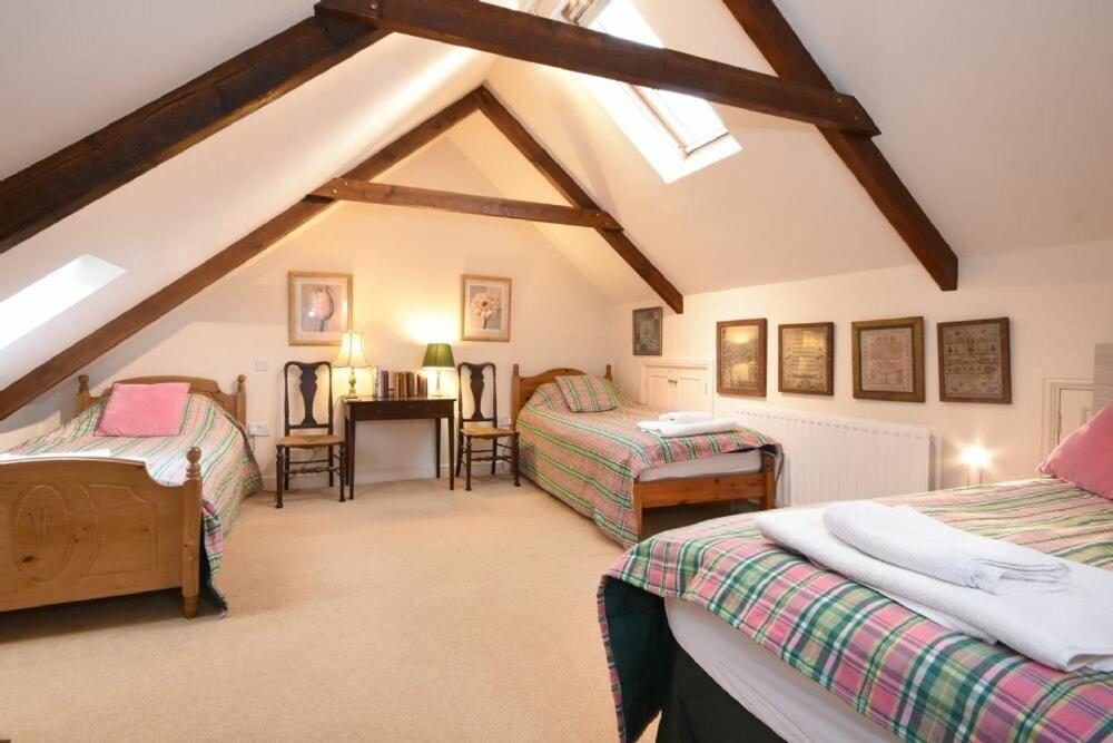 Craster Tower Coach House Villa ภายนอก รูปภาพ
