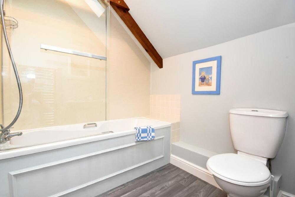 Craster Tower Coach House Villa ภายนอก รูปภาพ